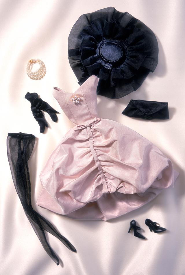 Blush Becomes Her Fashion